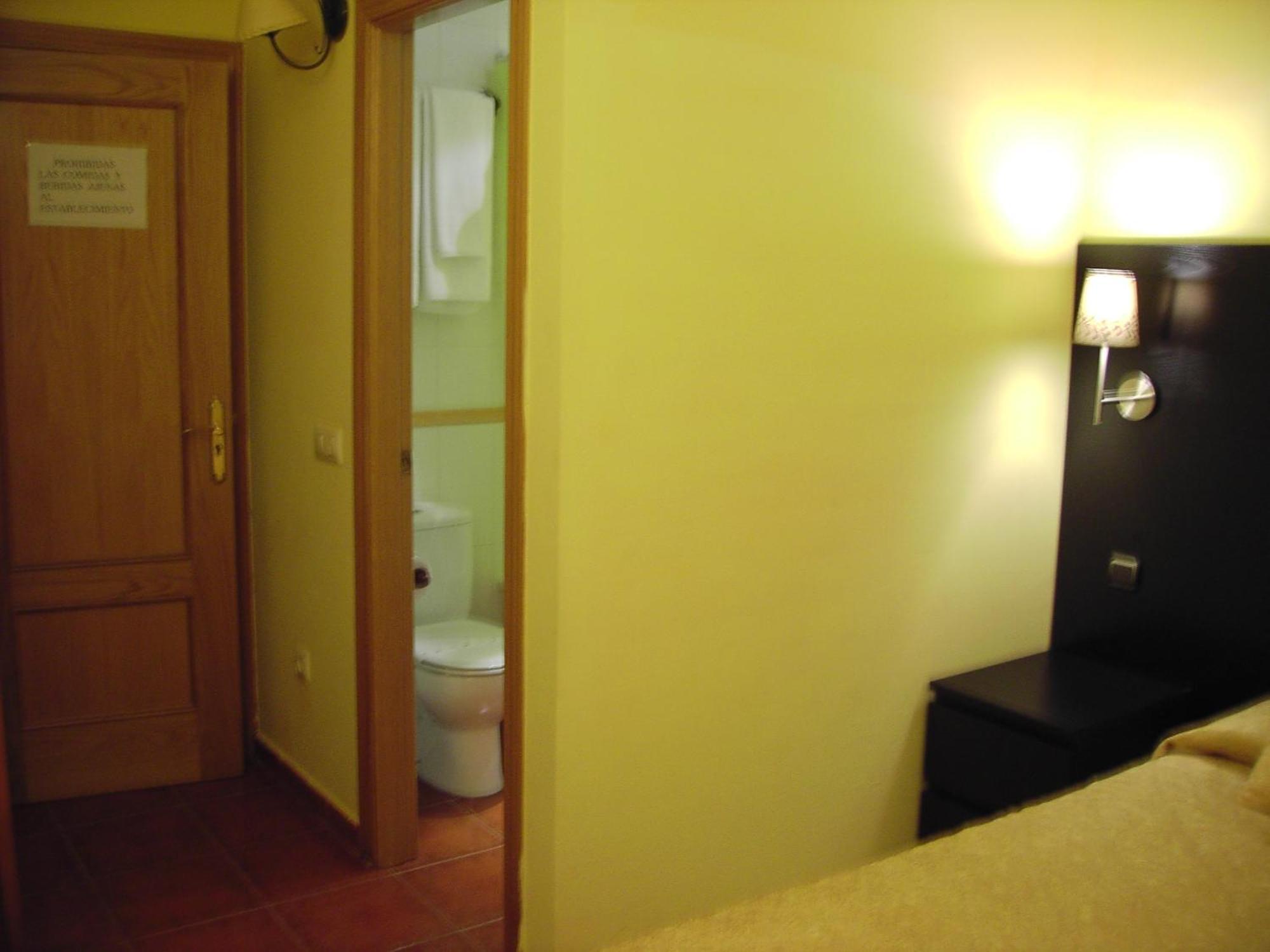 Hotel Rural El Yantar De Gredos San Martín del Pimpollar Eksteriør billede