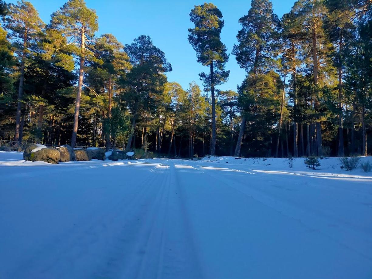 Hotel Rural El Yantar De Gredos San Martín del Pimpollar Eksteriør billede