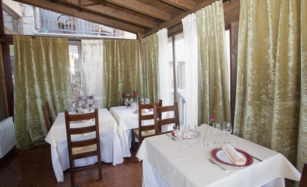 Hotel Rural El Yantar De Gredos San Martín del Pimpollar Eksteriør billede