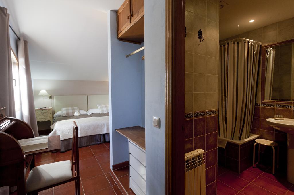 Hotel Rural El Yantar De Gredos San Martín del Pimpollar Eksteriør billede