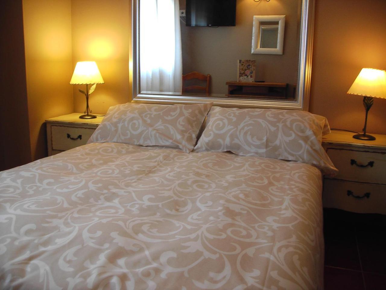 Hotel Rural El Yantar De Gredos San Martín del Pimpollar Eksteriør billede